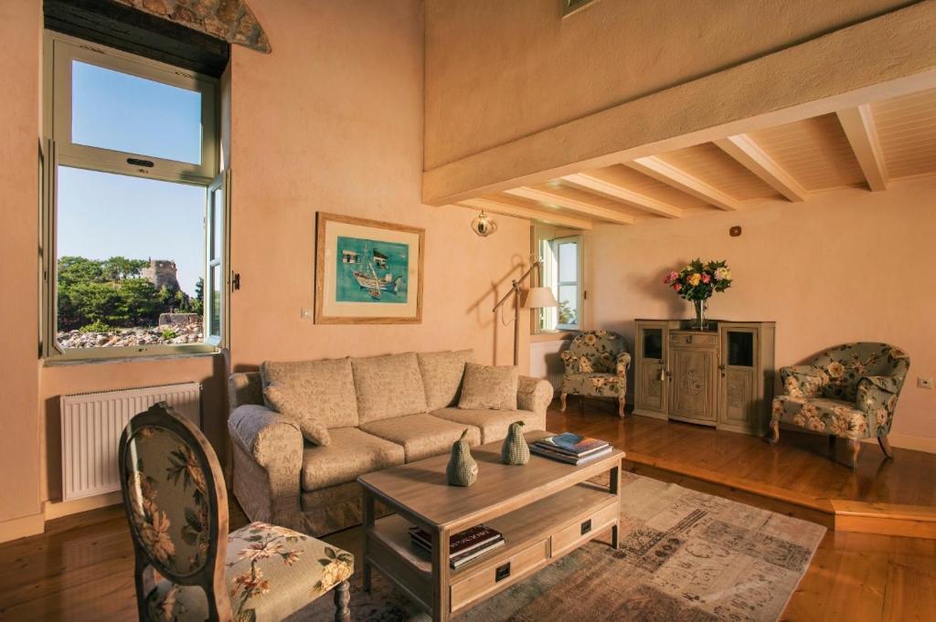 Kyparissia Old Town Lodge With Amazing Sea View Zewnętrze zdjęcie
